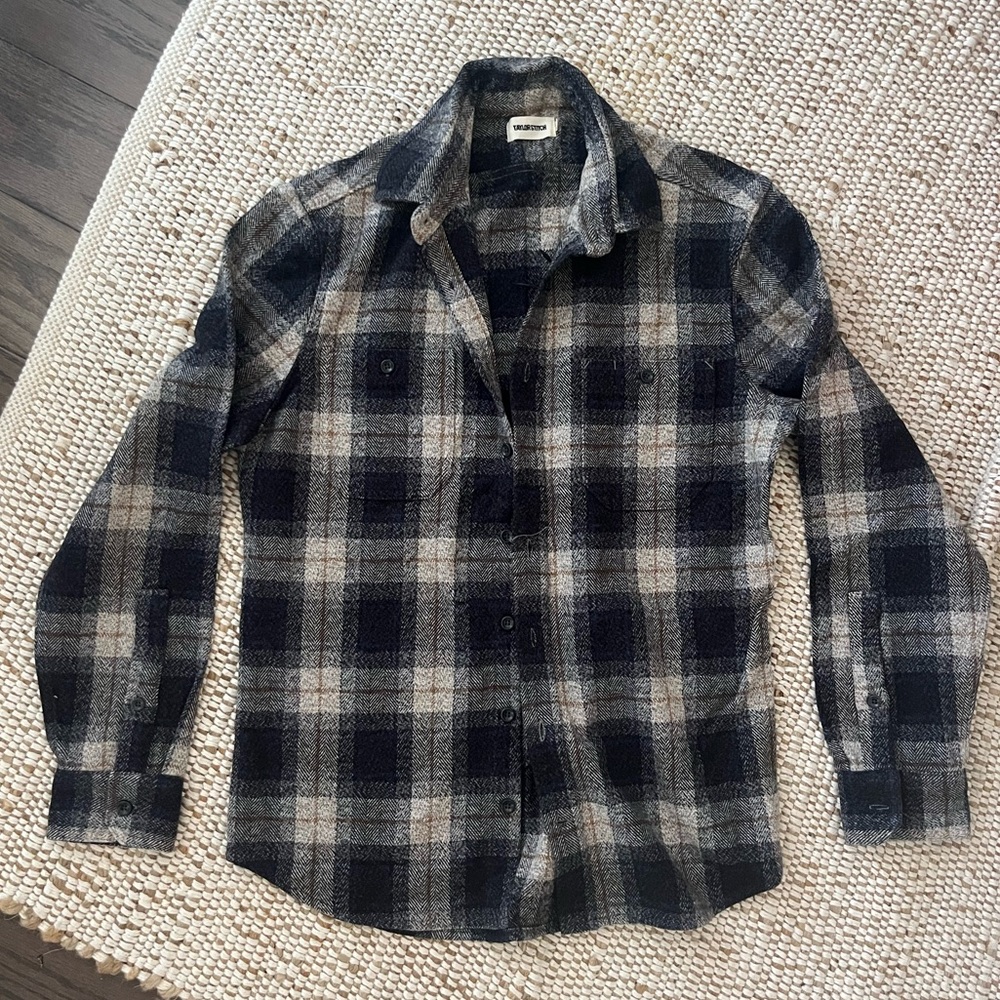The Utility Shirt
in Navy Jaspe Herringbone Plaid